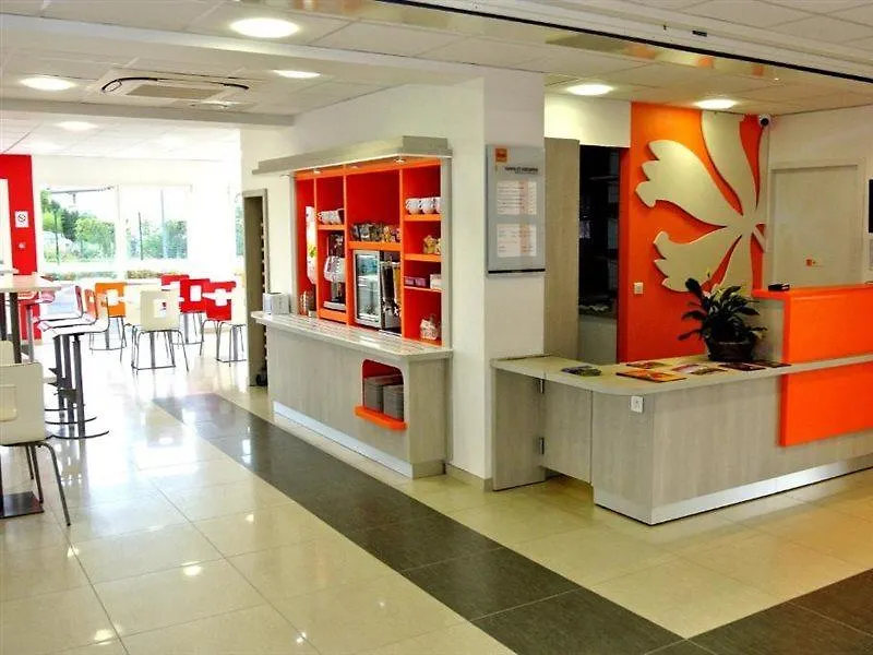 ** Hotel Premiere Classe Saint Etienne - Aéroport Bouthéon Andrezieux-Boutheon Francia